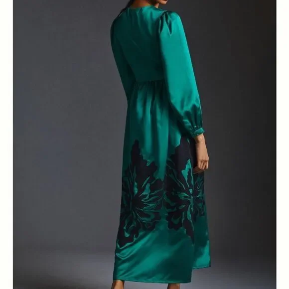 NWT Anthropologie Nikasha Embroidered Satin Dress Emerald Small #131 is  available for purchase on au PAY Market - Imported Goods Online Store  Co.Ltd. | au PAY Market - Online Shopping Site